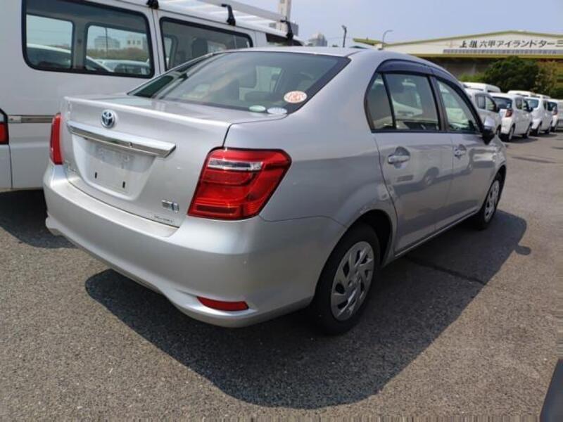 COROLLA AXIO