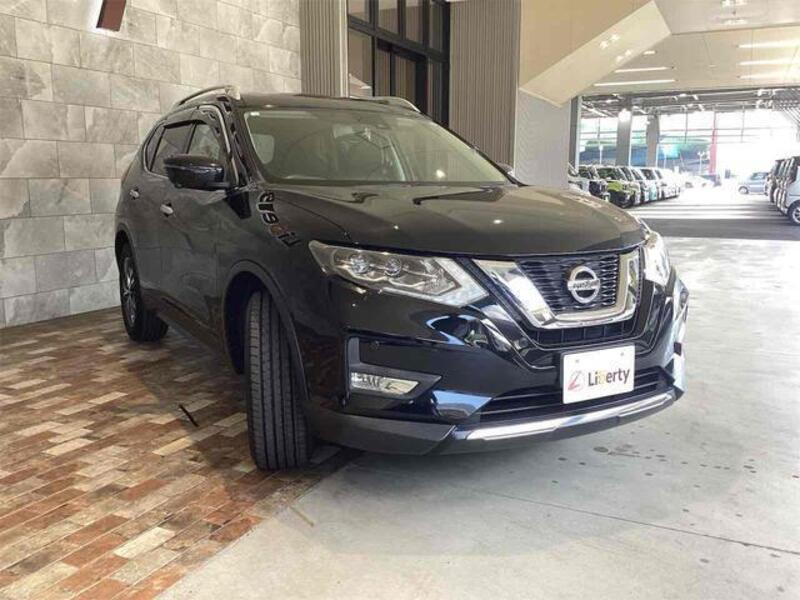 X-TRAIL