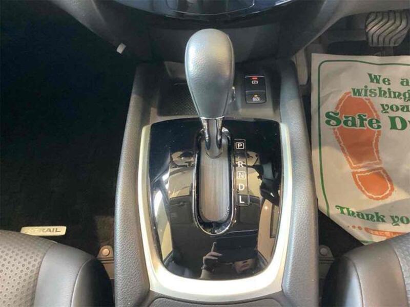 X-TRAIL