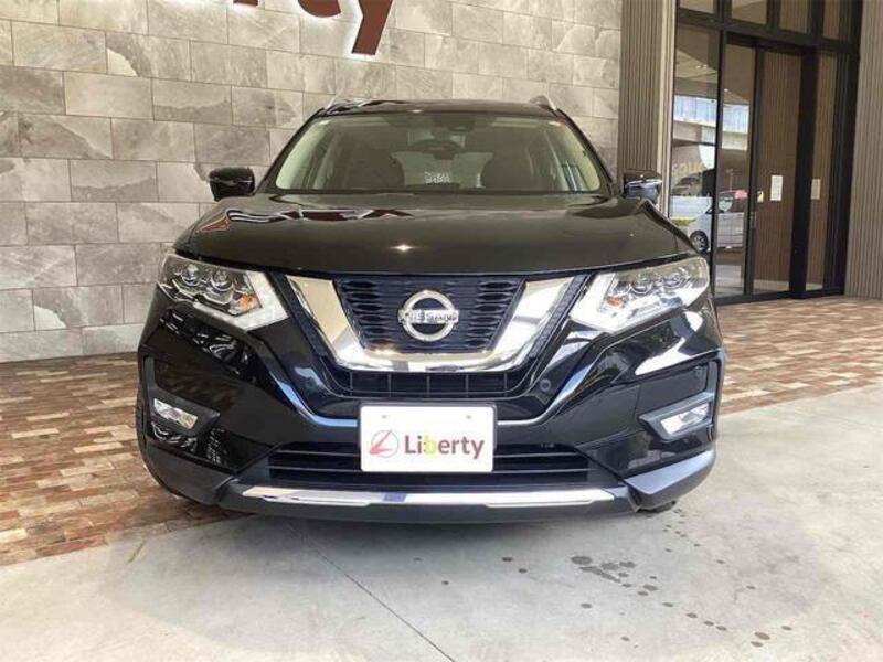 X-TRAIL