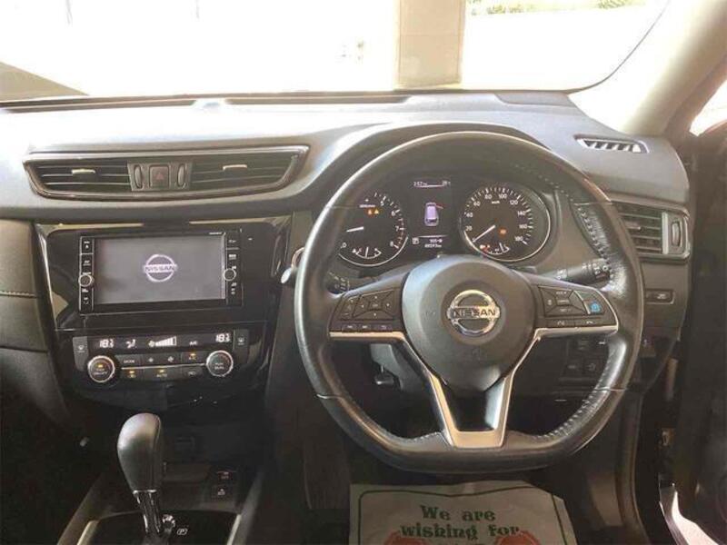 X-TRAIL