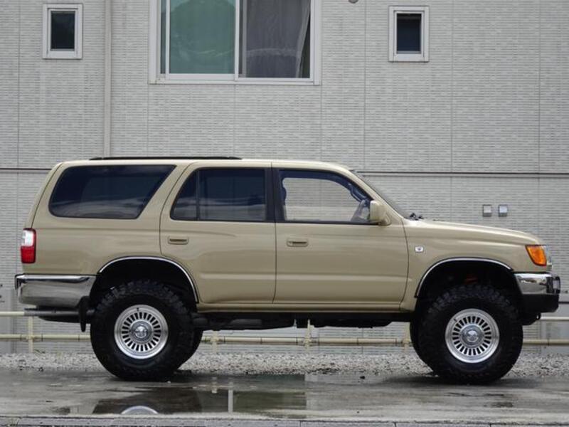 HILUX SURF