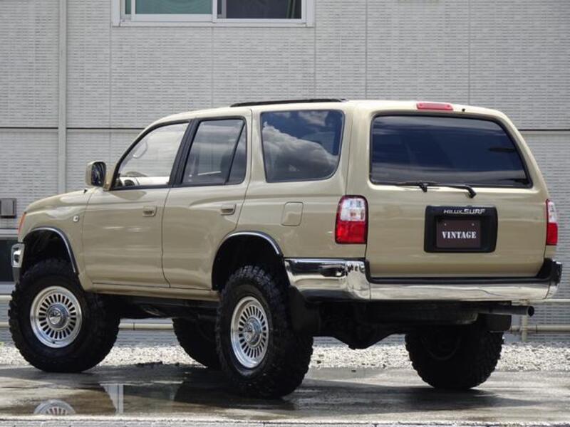 HILUX SURF