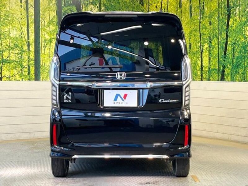 N BOX CUSTOM