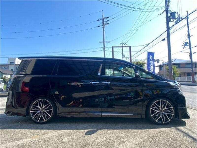 VELLFIRE