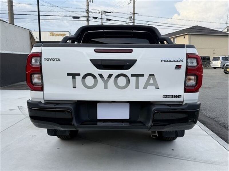 HILUX