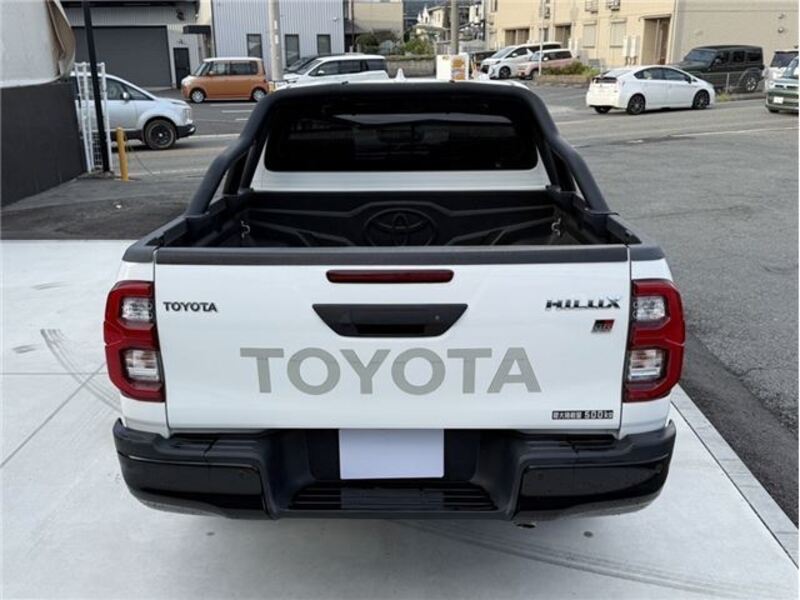 HILUX