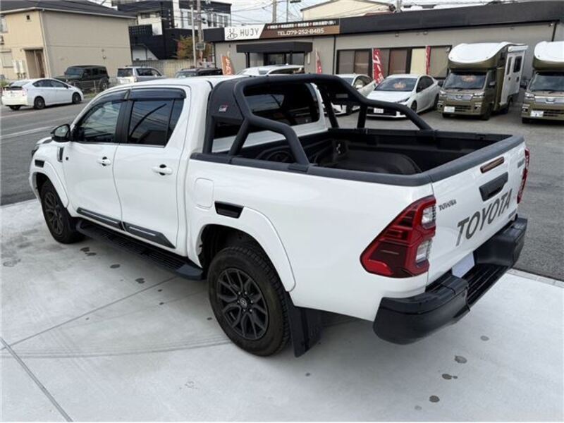 HILUX