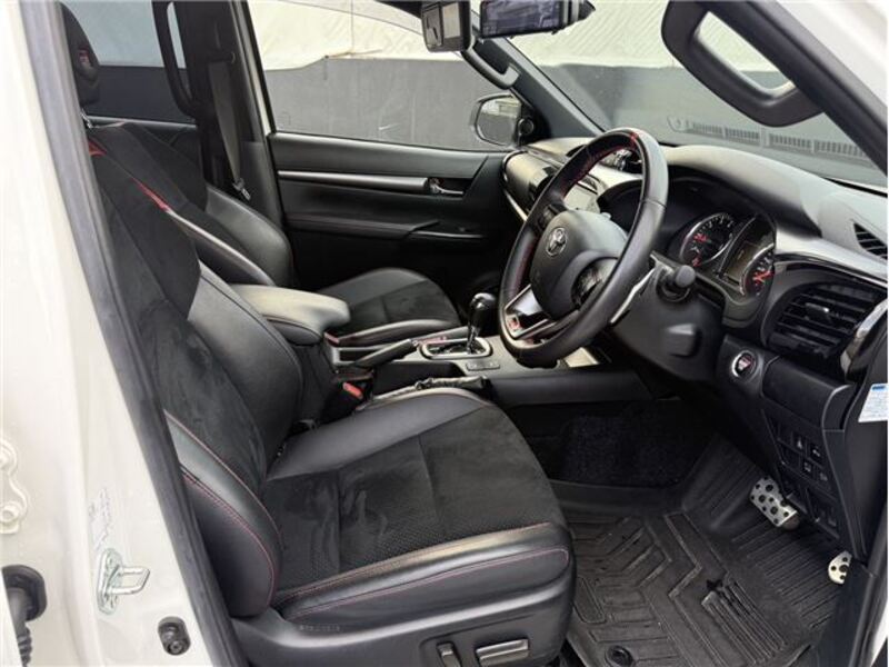 HILUX