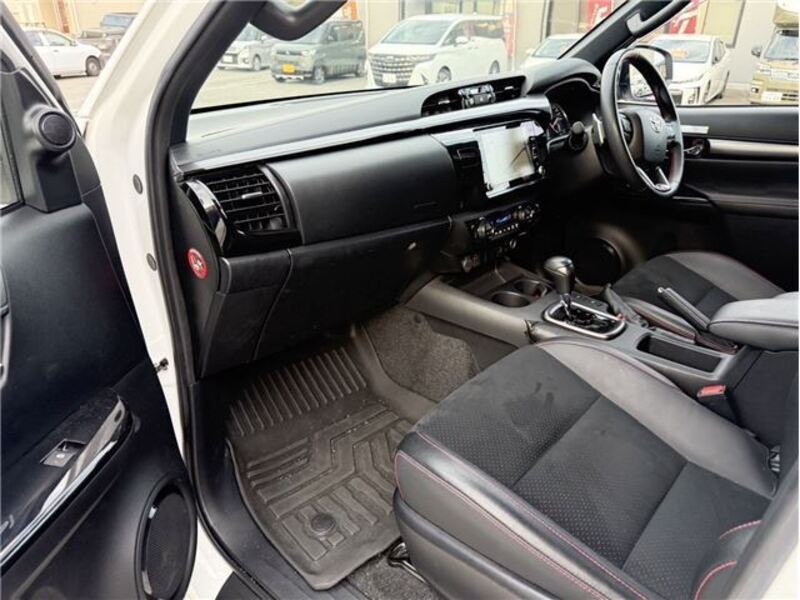 HILUX