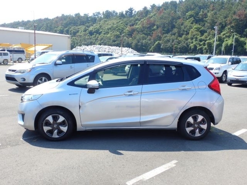 FIT HYBRID
