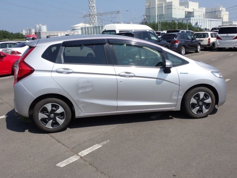 FIT HYBRID