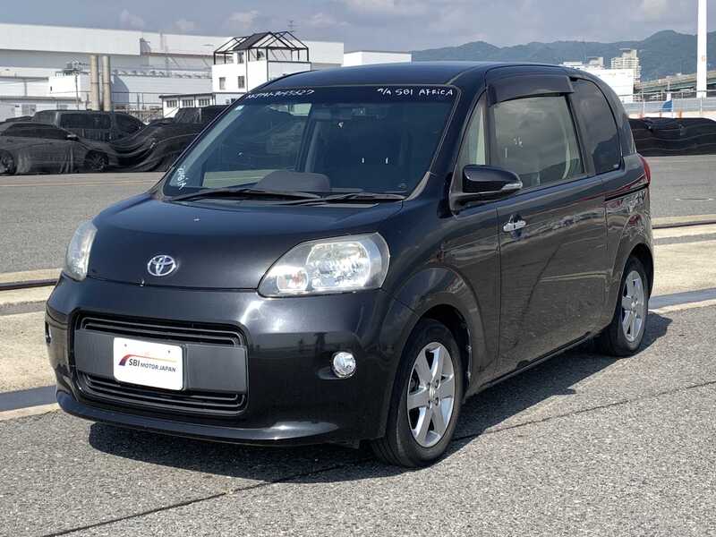 TOYOTA PORTE