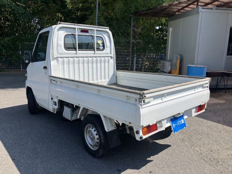 CLIPPER TRUCK