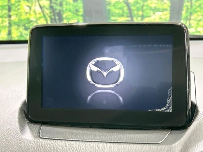 MAZDA2