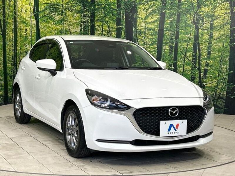 MAZDA2