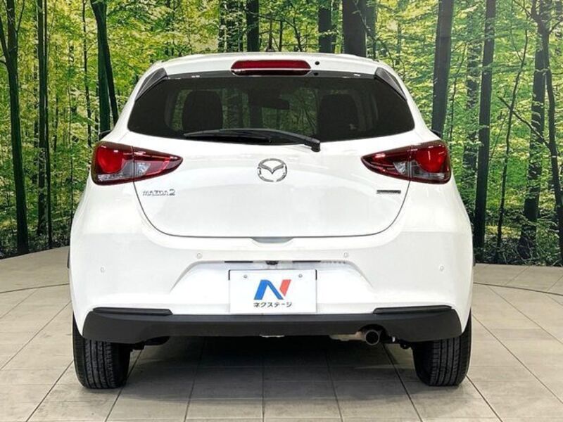 MAZDA2