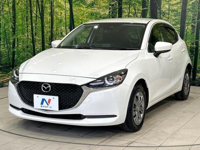 MAZDA2