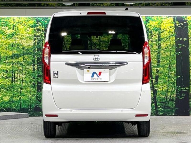N BOX