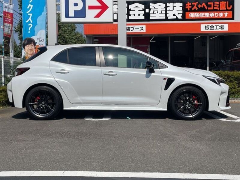 GR COROLLA