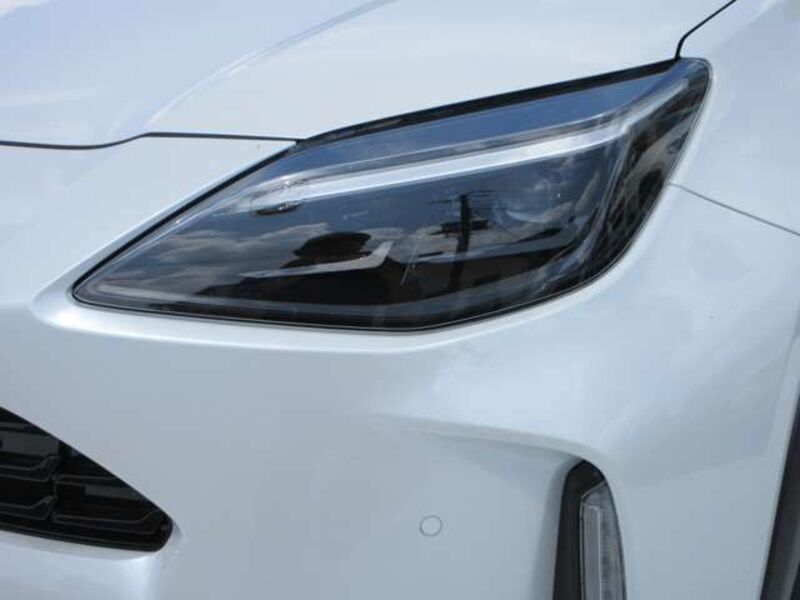 YARIS CROSS