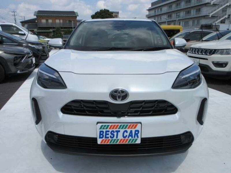 YARIS CROSS