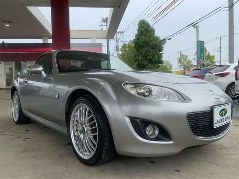 ROADSTER