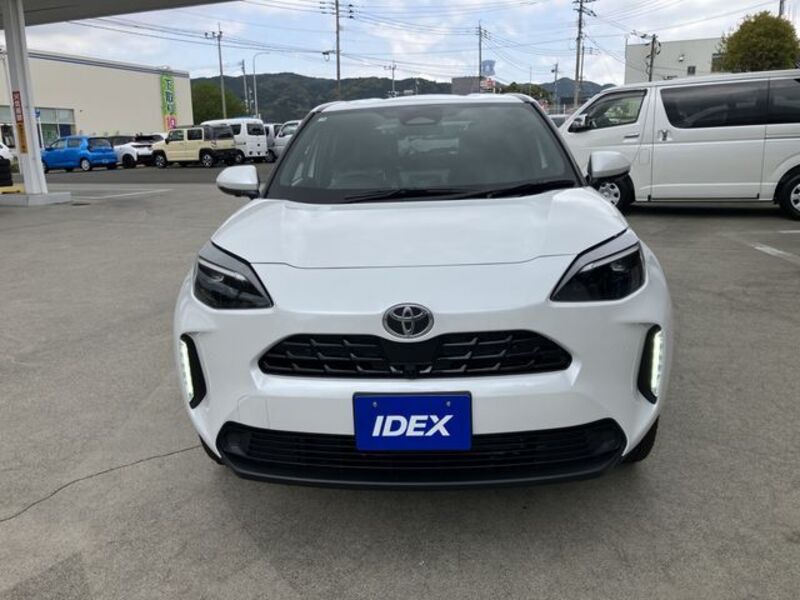 YARIS CROSS