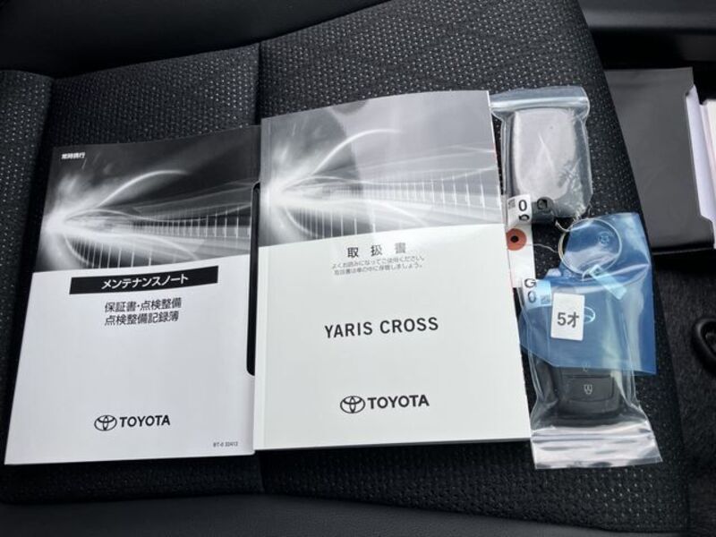 YARIS CROSS