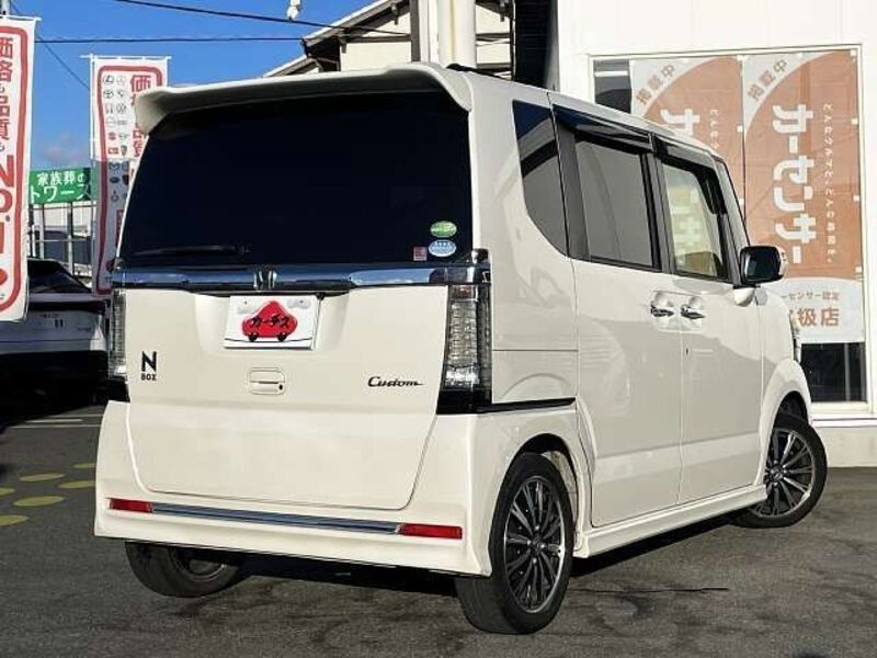 N BOX CUSTOM