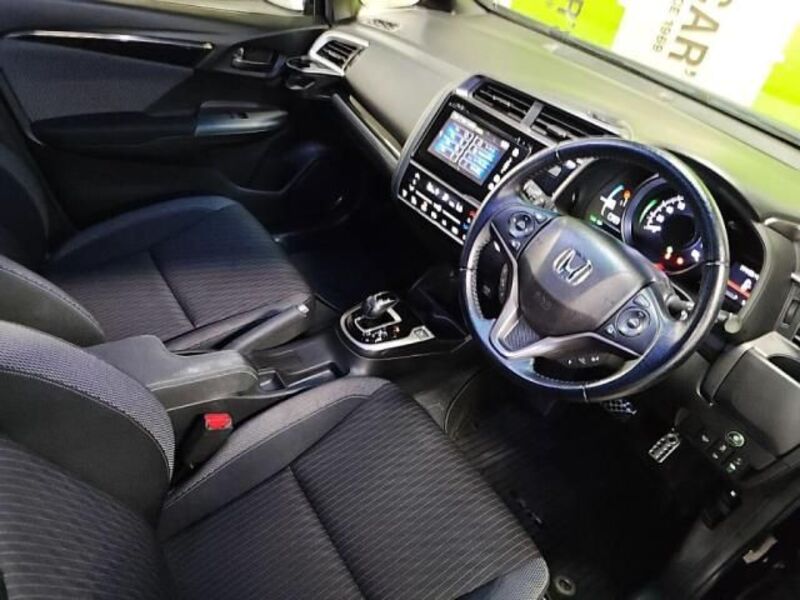 FIT HYBRID