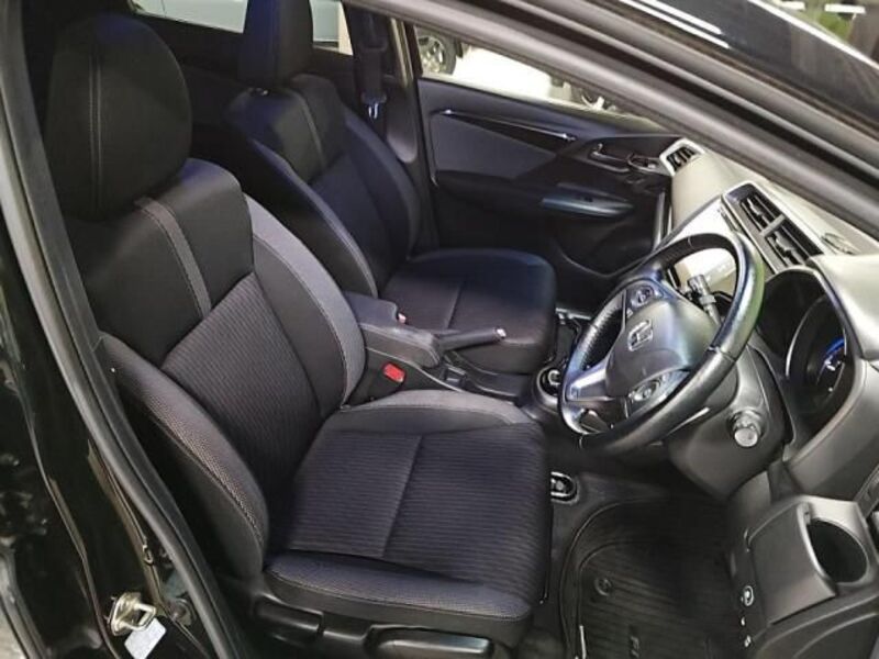 FIT HYBRID