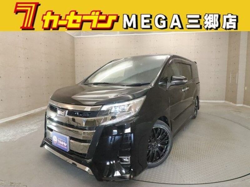TOYOTA NOAH