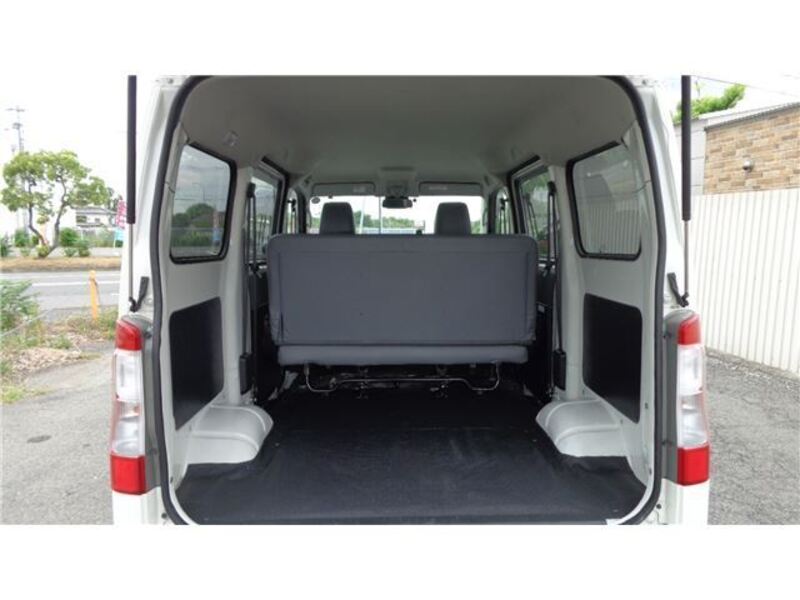 BONGO VAN
