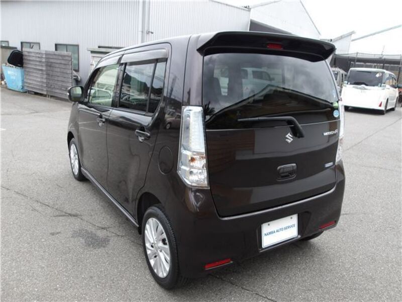 WAGON R