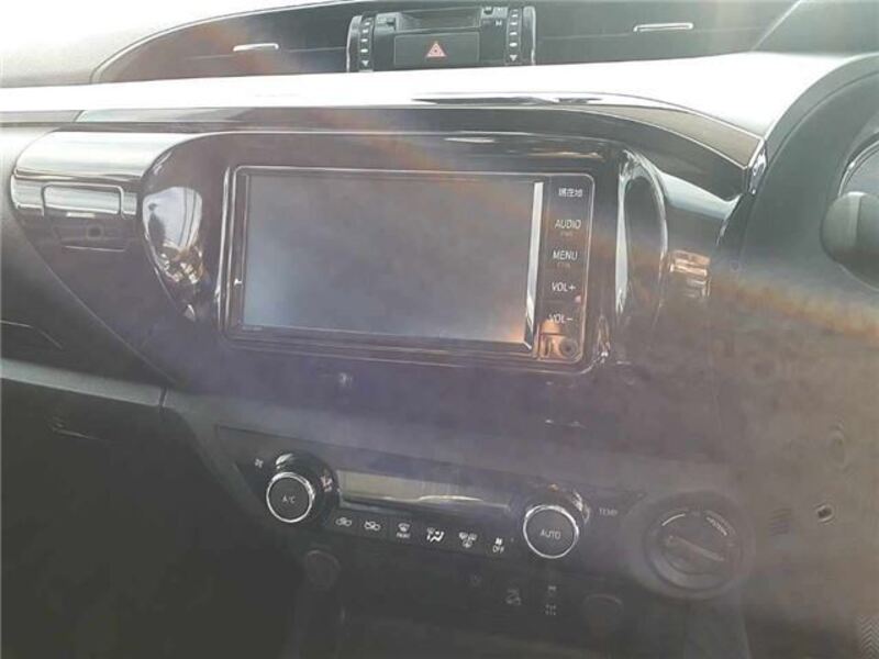 HILUX