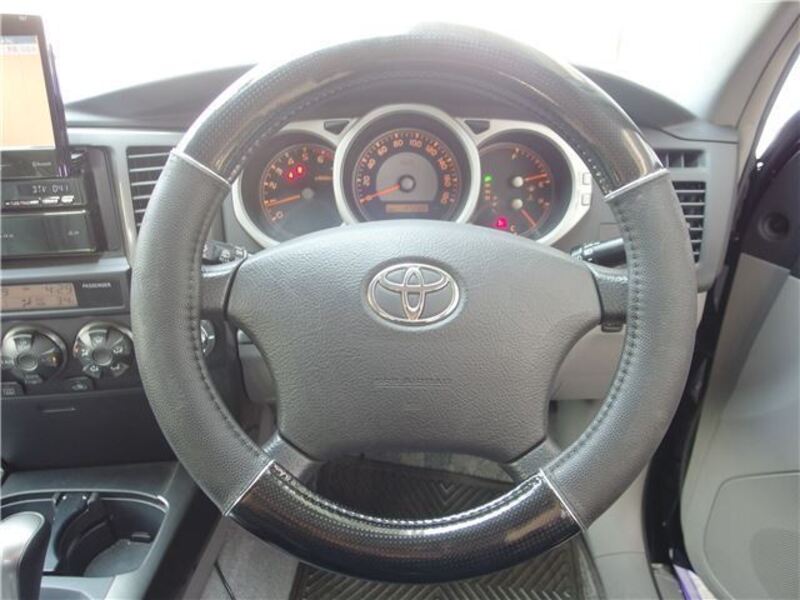 HILUX SURF