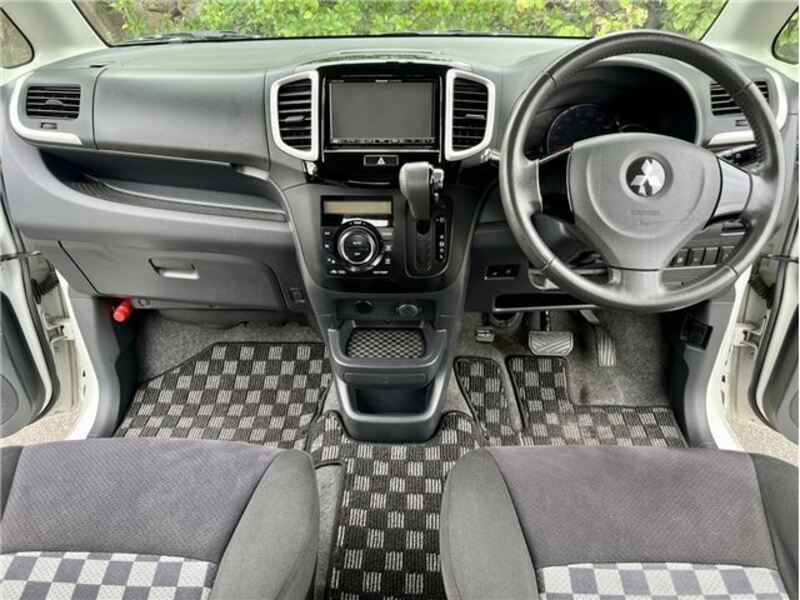 DELICA D2