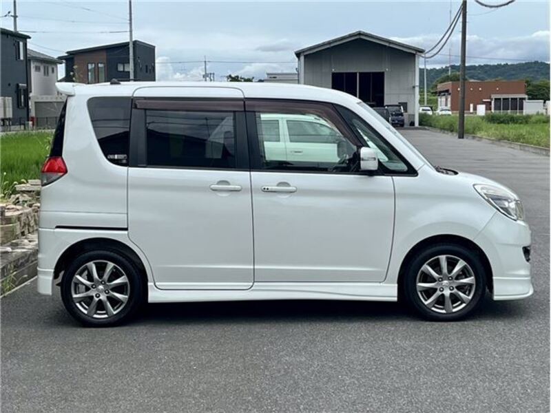 DELICA D2