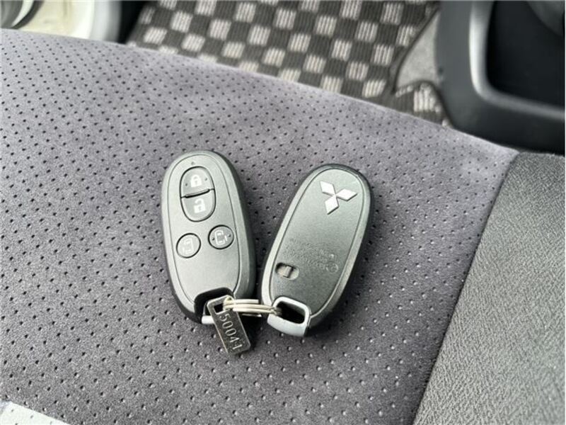 DELICA D2