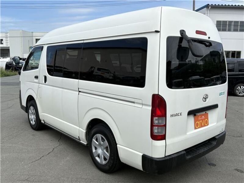 HIACE VAN