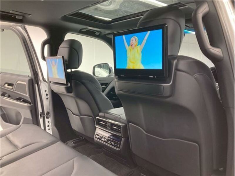 LX