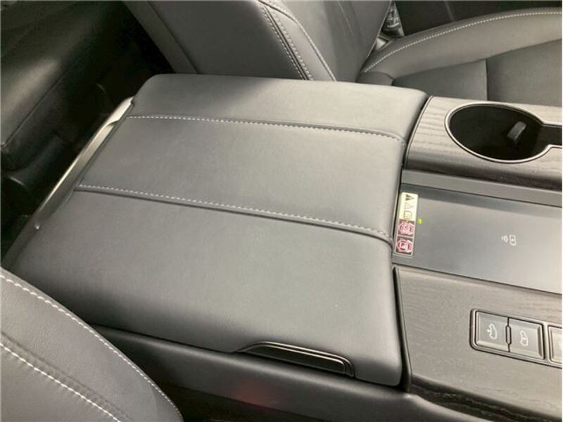 LX