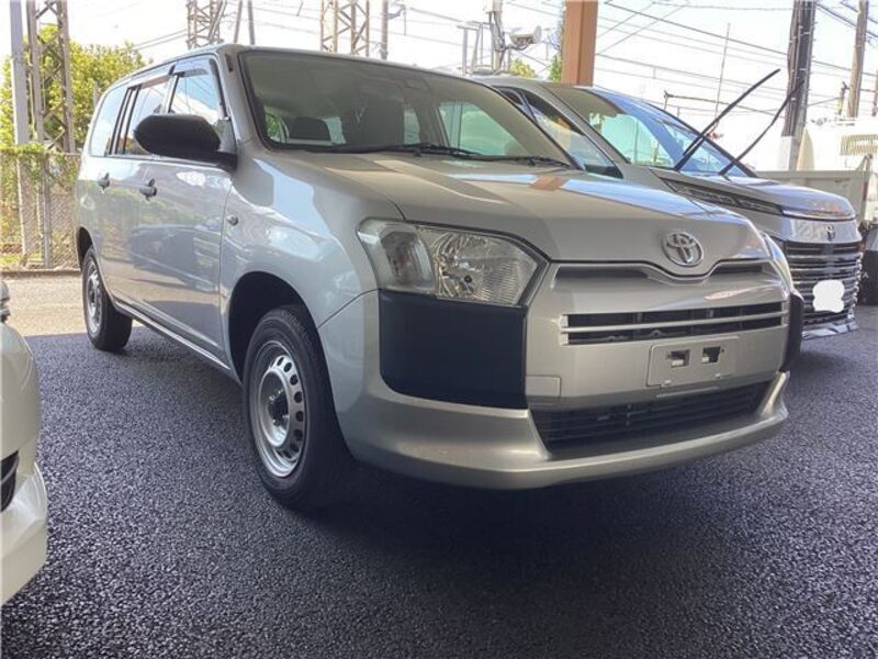 TOYOTA PROBOX VAN