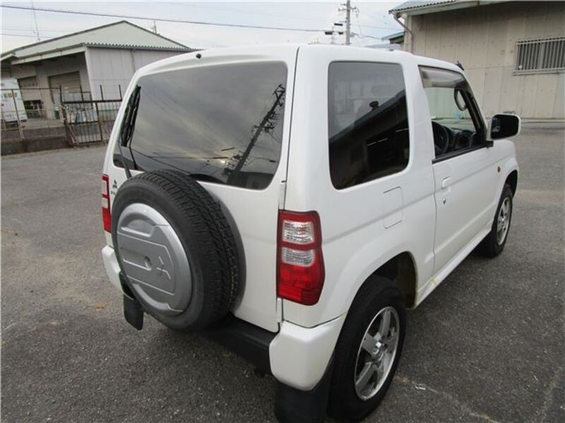 PAJERO MINI