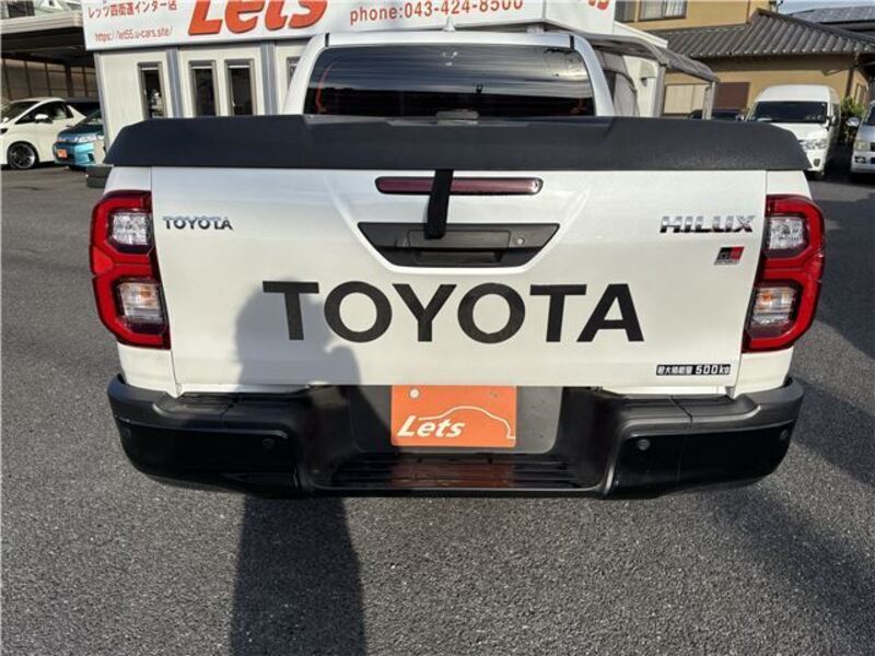 HILUX