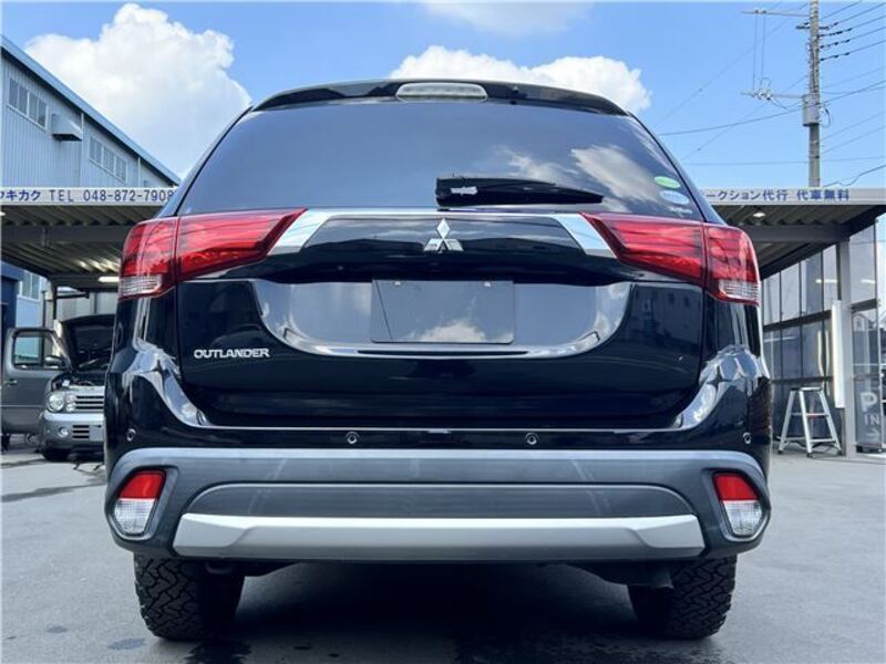 OUTLANDER