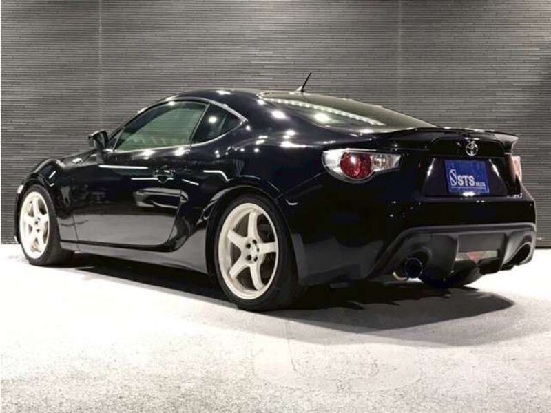 86