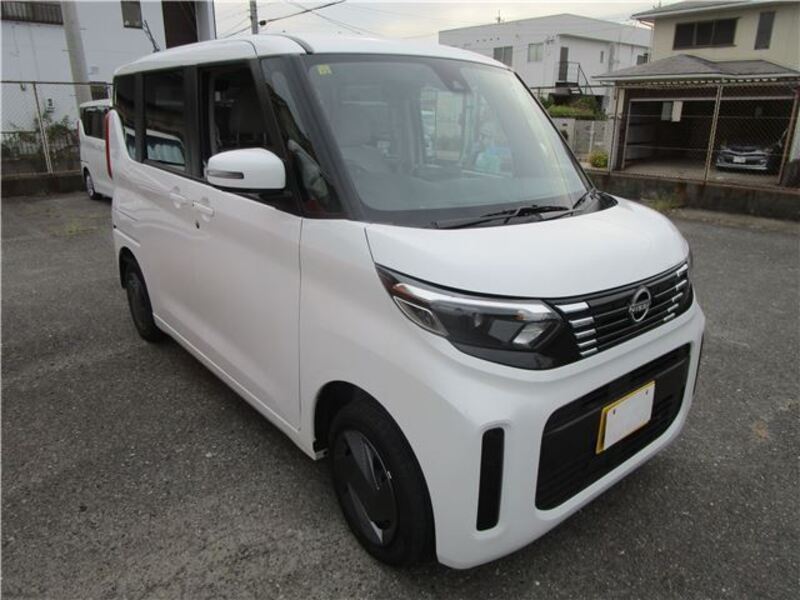 NISSAN ROOX