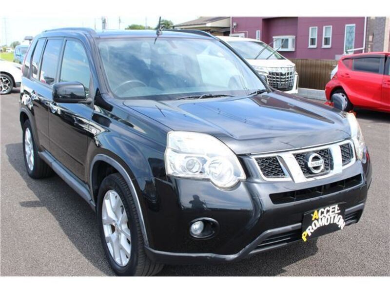 X-TRAIL